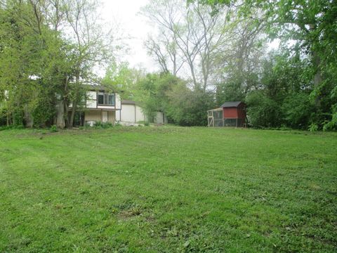 Tiny photo for 2N131 Willard Street, Carol Stream, IL 60188 (MLS # 12633428)