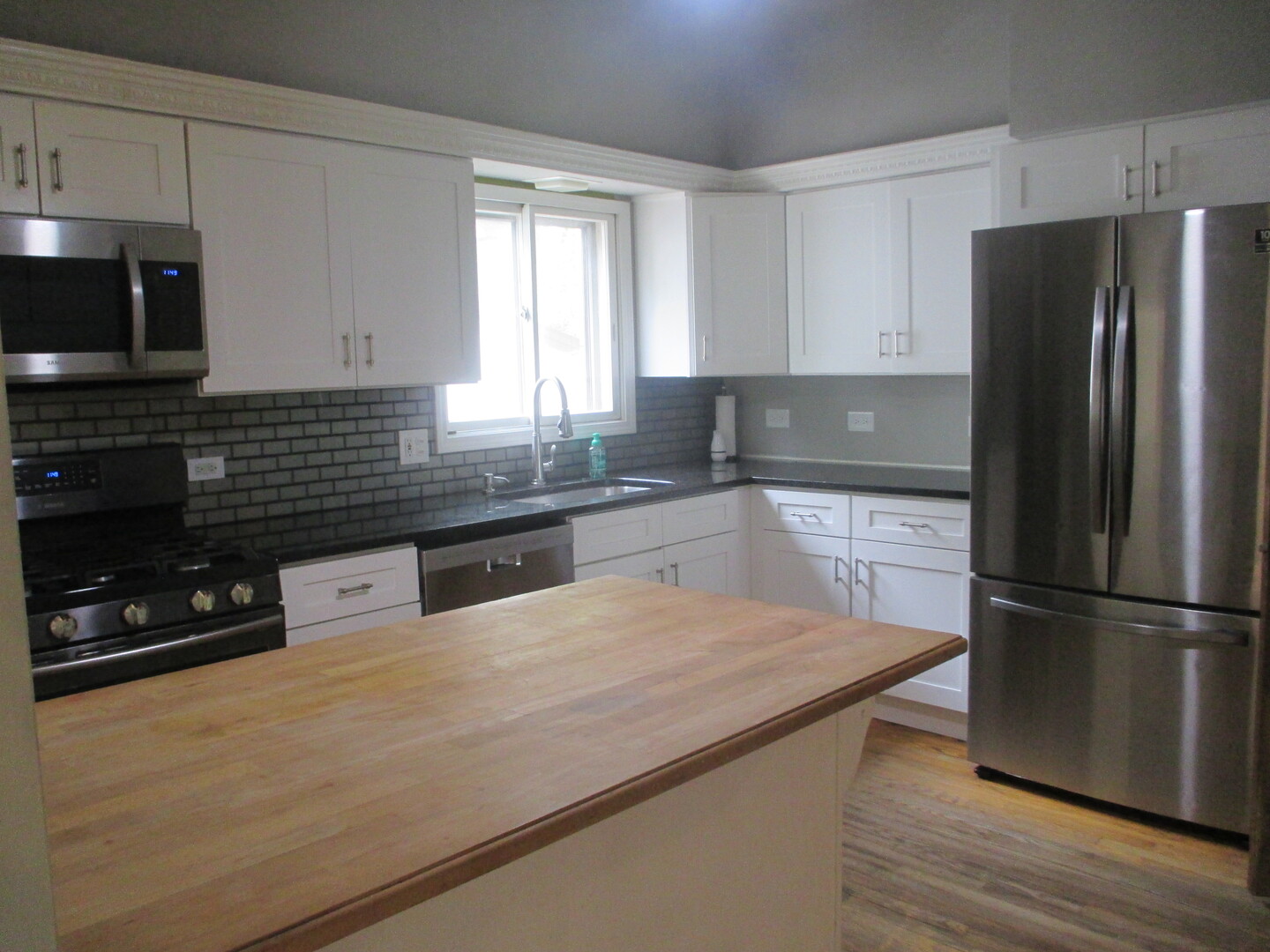 2N131 Willard Street