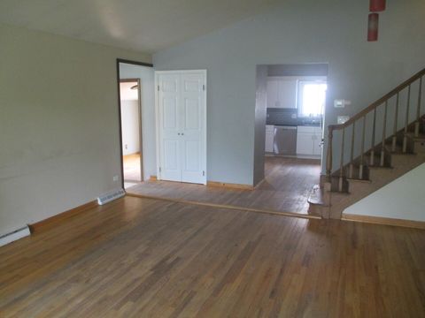 Tiny photo for 2N131 Willard Street, Carol Stream, IL 60188 (MLS # 12633428)