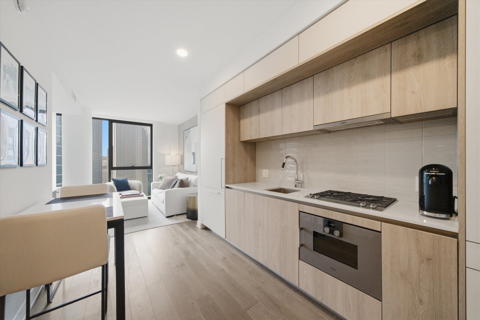 211 N Harbor Drive 3605