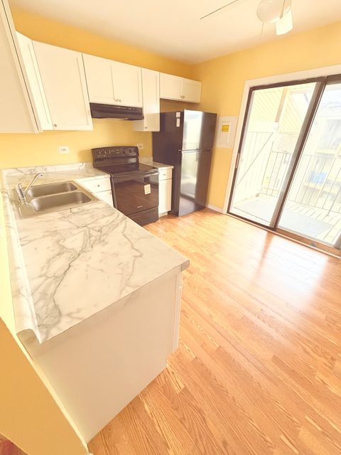 Tiny photo for 162 S Waters Edge Drive #301, Glendale Heights, IL 60139 (MLS # 12620728)