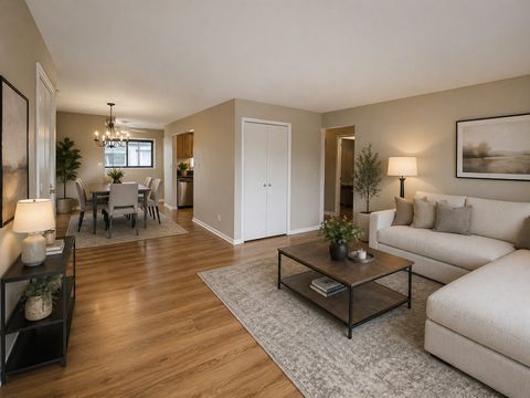 Tiny photo for 162 S Waters Edge Drive #301, Glendale Heights, IL 60139 (MLS # 12620728)