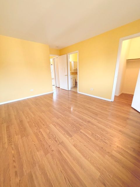 Tiny photo for 162 S Waters Edge Drive #301, Glendale Heights, IL 60139 (MLS # 12620728)