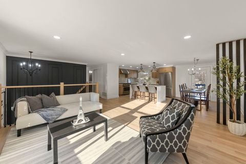 Tiny photo for 1122 Patricia Court, Schaumburg, IL 60193 (MLS # 12535018)