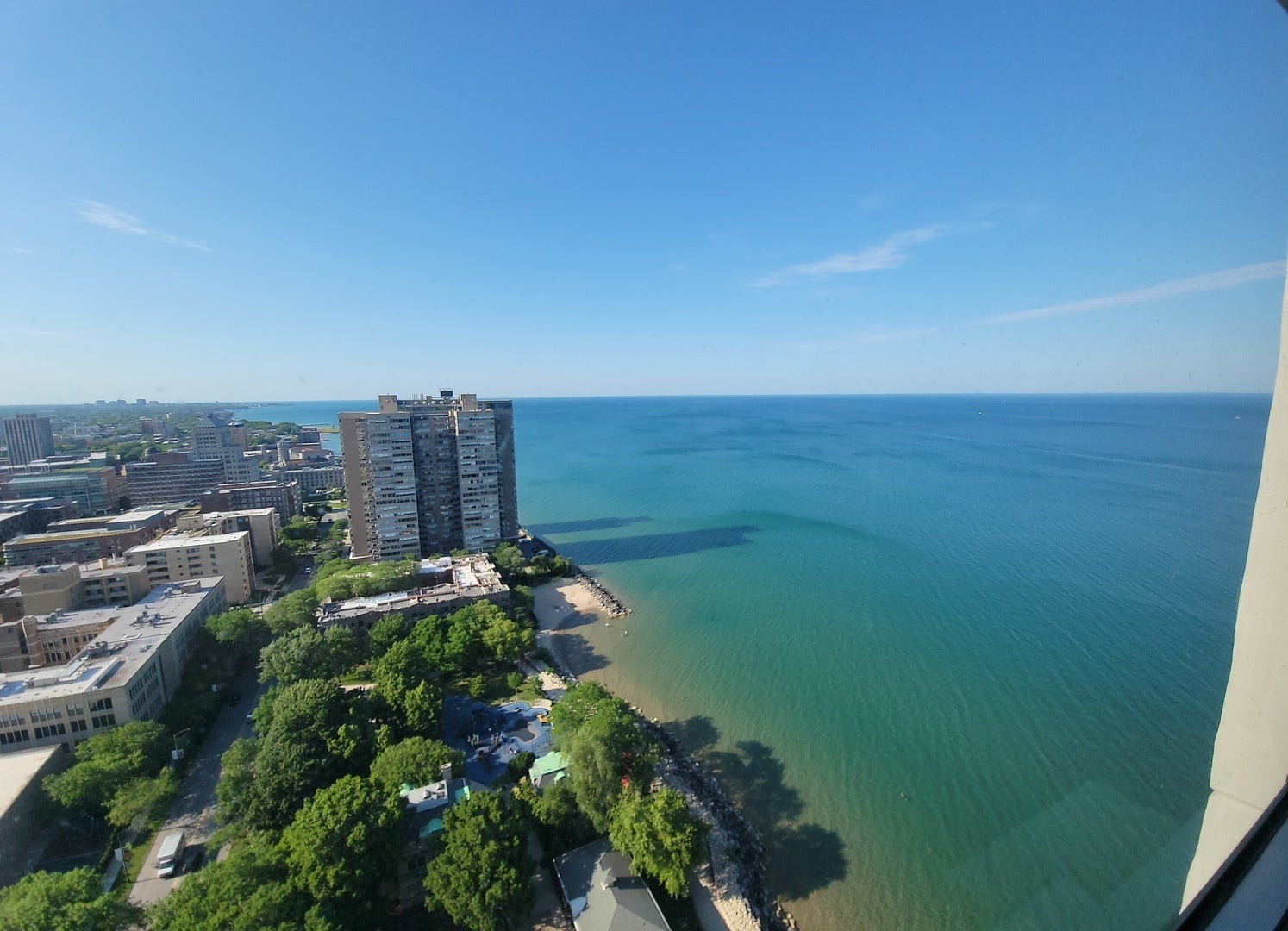 6171 N SHERIDAN Road 2805