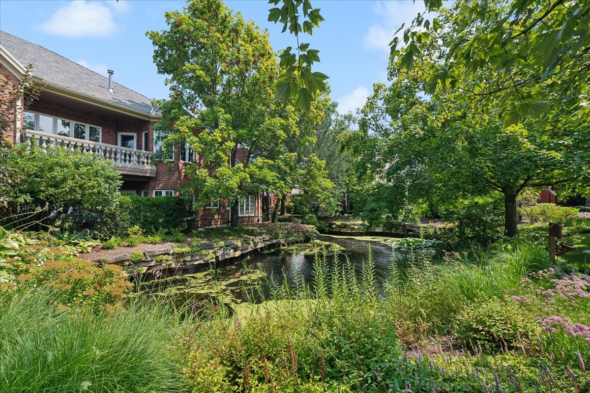 332 Regent Wood Road 332