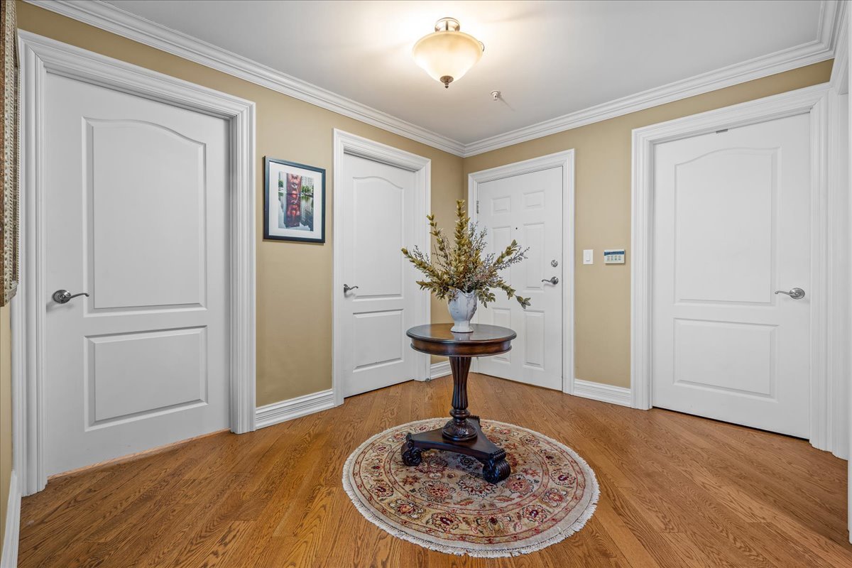 332 Regent Wood Road 332