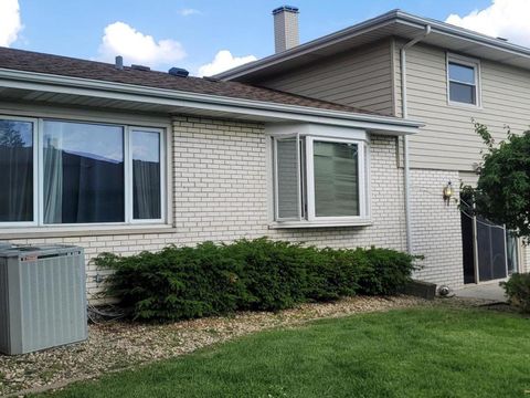 A home in Oak Forest