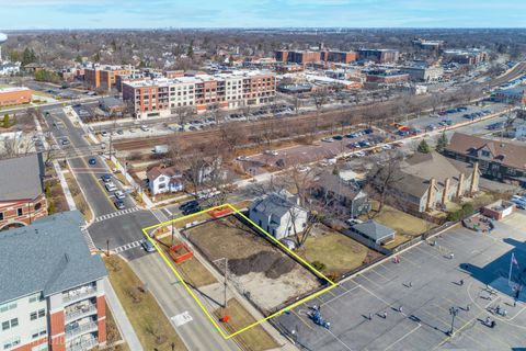 Tiny photo for 451 Duane Street, Glen Ellyn, IL 60137 (MLS # 12311530)