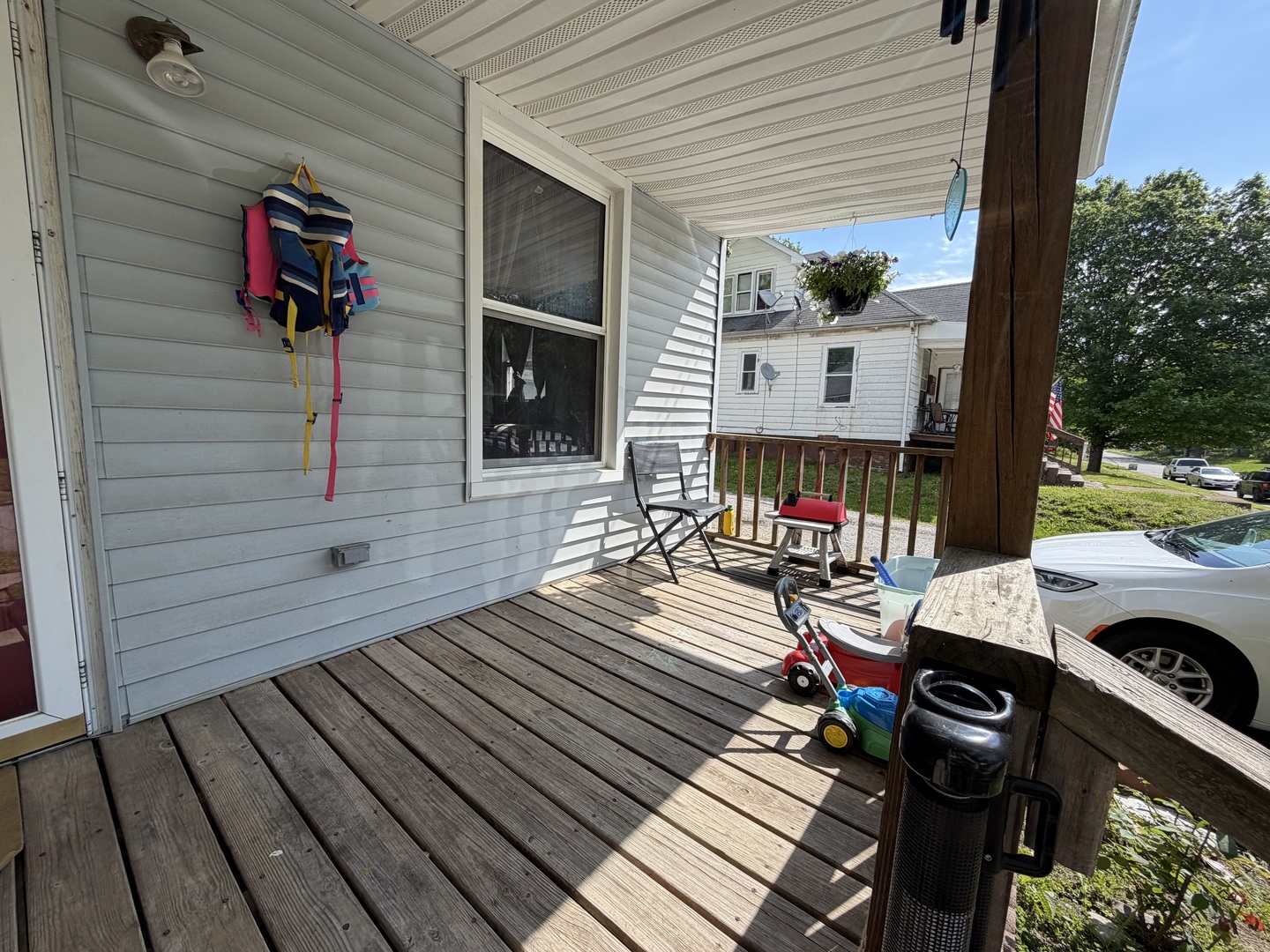 300 W Allmon Street