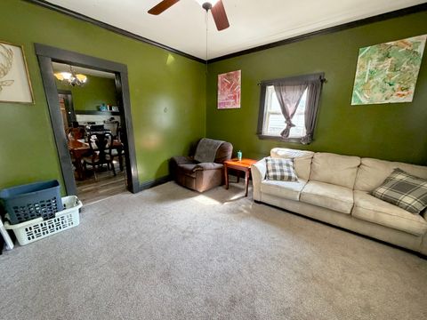 Tiny photo for 300 W Allmon Street, Salem, IL 62881 (MLS # 12637728)