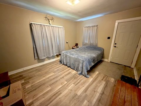 Tiny photo for 300 W Allmon Street, Salem, IL 62881 (MLS # 12637728)