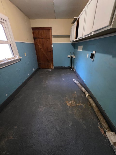 Tiny photo for 300 W Allmon Street, Salem, IL 62881 (MLS # 12637728)