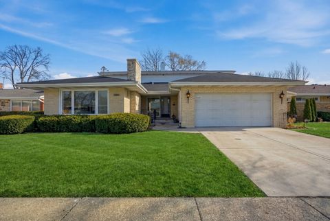 Photo of 1425 Stonegate Road, La Grange Park, IL 60526 (MLS # 12560801)