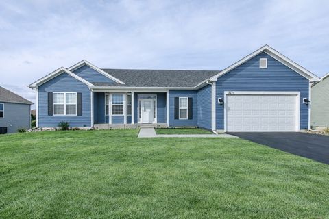 Tiny photo for 2214 Truman Trail, McHenry, IL 60051 (MLS # 12622120)