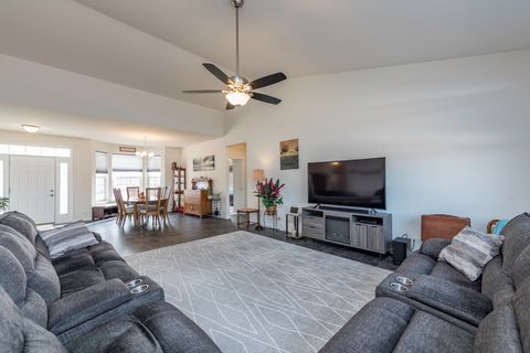 Tiny photo for 2214 Truman Trail, McHenry, IL 60051 (MLS # 12622120)