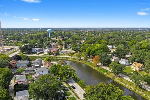 Tiny photo for 9624 W Shore Drive, Oak Lawn, IL 60453 (MLS # 12565384)