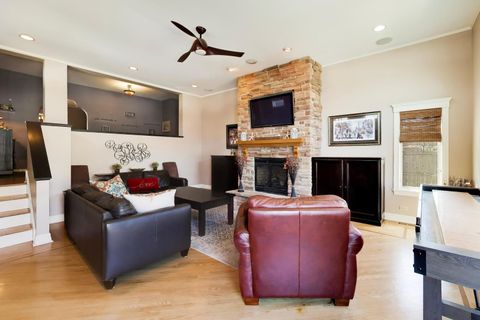 Tiny photo for 6548 N Oliphant Avenue, Chicago, IL 60631 (MLS # 12612159)