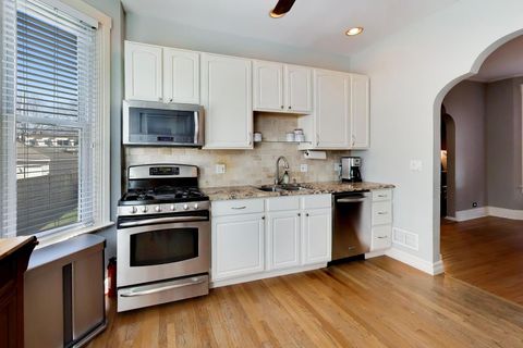 Tiny photo for 6548 N Oliphant Avenue, Chicago, IL 60631 (MLS # 12612159)