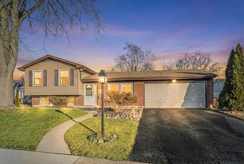 8069 S Brockton Court Hanover Park IL 60133