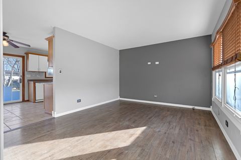 Tiny photo for 8069 S Brockton Court, Hanover Park, IL 60133 (MLS # 12541565)