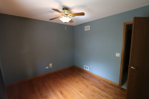 Tiny photo for 1223 Waveland Avenue, Gurnee, IL 60031 (MLS # 12405924)