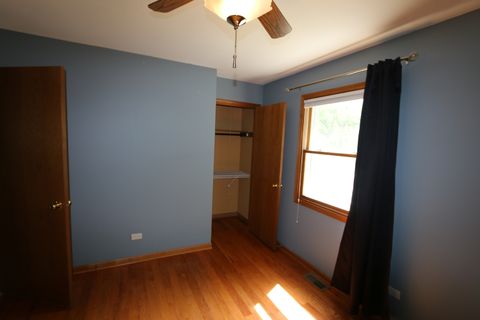 Tiny photo for 1223 Waveland Avenue, Gurnee, IL 60031 (MLS # 12405924)