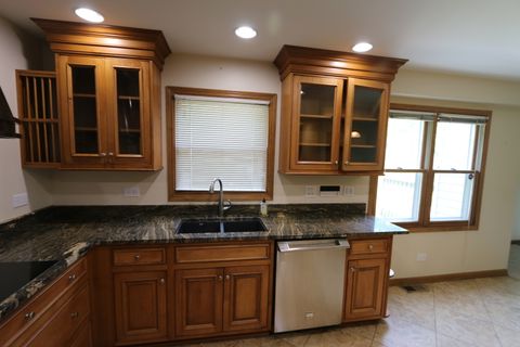 Tiny photo for 1223 Waveland Avenue, Gurnee, IL 60031 (MLS # 12405924)