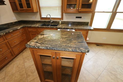 Tiny photo for 1223 Waveland Avenue, Gurnee, IL 60031 (MLS # 12405924)