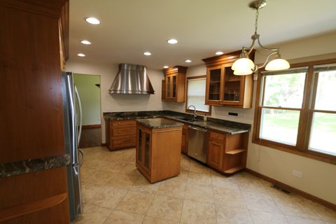 Tiny photo for 1223 Waveland Avenue, Gurnee, IL 60031 (MLS # 12405924)