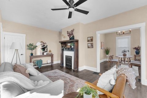 Tiny photo for 2644 main Street, Davenport, IA 50803 (MLS # 12551685)