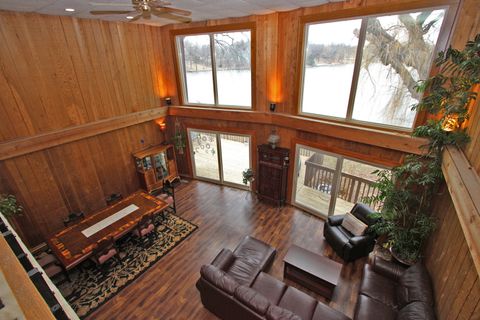 Tiny photo for 926 Lucerne Court, Mundelein, IL 60060 (MLS # 12579795)