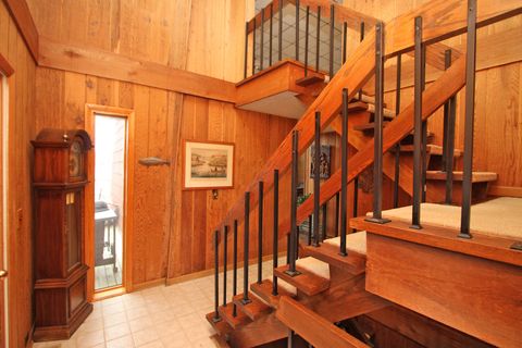 Tiny photo for 926 Lucerne Court, Mundelein, IL 60060 (MLS # 12579795)