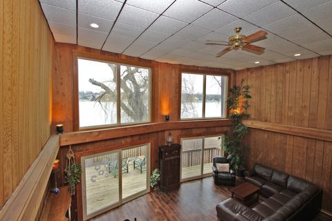 Tiny photo for 926 Lucerne Court, Mundelein, IL 60060 (MLS # 12579795)