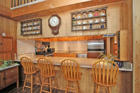 Tiny photo for 926 Lucerne Court, Mundelein, IL 60060 (MLS # 12579795)