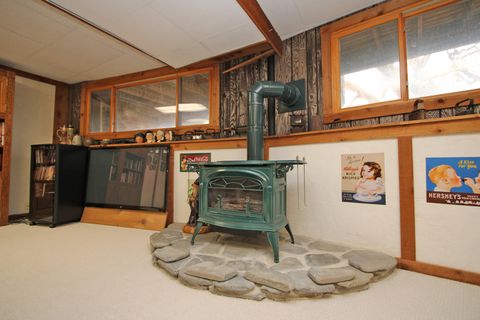 Tiny photo for 926 Lucerne Court, Mundelein, IL 60060 (MLS # 12579795)