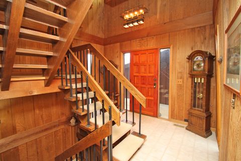 Tiny photo for 926 Lucerne Court, Mundelein, IL 60060 (MLS # 12579795)