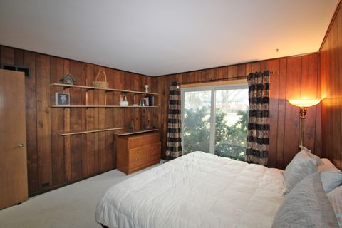 Tiny photo for 926 Lucerne Court, Mundelein, IL 60060 (MLS # 12579795)