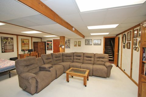 Tiny photo for 926 Lucerne Court, Mundelein, IL 60060 (MLS # 12579795)