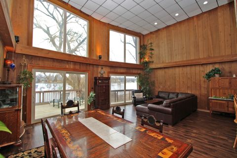 Tiny photo for 926 Lucerne Court, Mundelein, IL 60060 (MLS # 12579795)