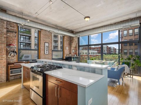 Tiny photo for 1910 S Indiana Avenue #321, Chicago, IL 60616 (MLS # 12628552)