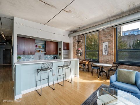 Tiny photo for 1910 S Indiana Avenue #321, Chicago, IL 60616 (MLS # 12628552)