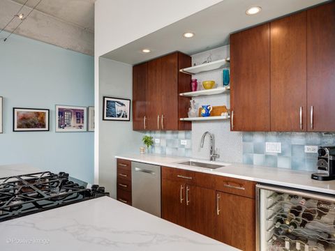 Tiny photo for 1910 S Indiana Avenue #321, Chicago, IL 60616 (MLS # 12628552)
