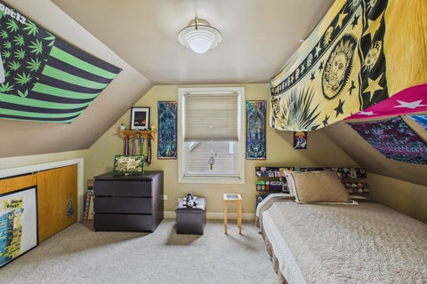 Tiny photo for 520 N Eastwood Avenue, Mount Prospect, IL 60056 (MLS # 12787181)