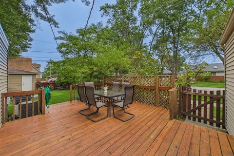 Tiny photo for 520 N Eastwood Avenue, Mount Prospect, IL 60056 (MLS # 12787181)