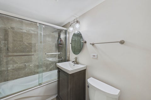 Tiny photo for 520 N Eastwood Avenue, Mount Prospect, IL 60056 (MLS # 12787181)