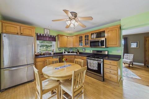 Tiny photo for 520 N Eastwood Avenue, Mount Prospect, IL 60056 (MLS # 12787181)