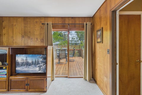 Tiny photo for 520 N Eastwood Avenue, Mount Prospect, IL 60056 (MLS # 12787181)