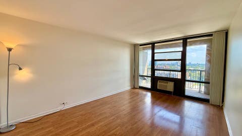 Tiny photo for 3001 S Michigan Avenue #1303, Chicago, IL 60616 (MLS # 12744091)