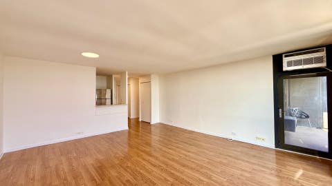 Tiny photo for 3001 S Michigan Avenue #1303, Chicago, IL 60616 (MLS # 12744091)